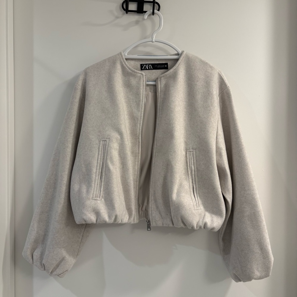 Zara Women's Light Gray Bomber Jacket